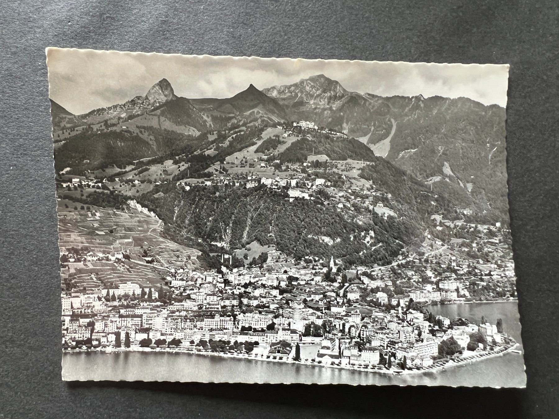 Cartes postales: Ansichtskarte Montreux 1955  (M199) – D'occasion à Hinwil par Sidi4