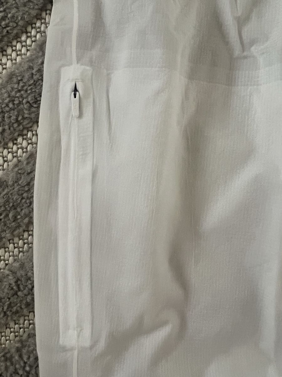 Jacken: On Windjacke – Neu und originalverpackt aus Zürich von caro.ha. 7