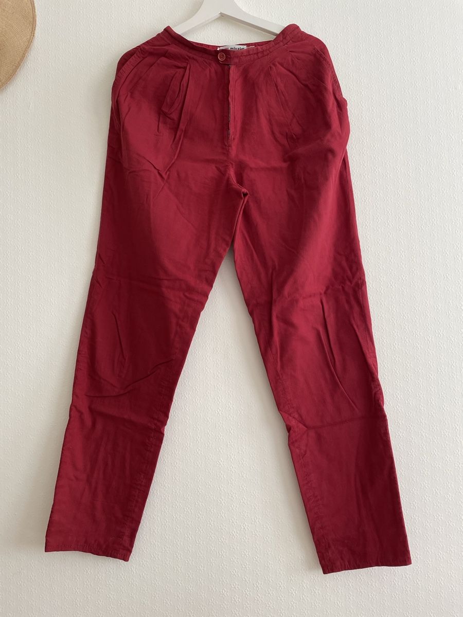 Issey Miyake Pantaloni: ISSEY MIYAKE trousers – Usato da Zürich venduto da aidapo