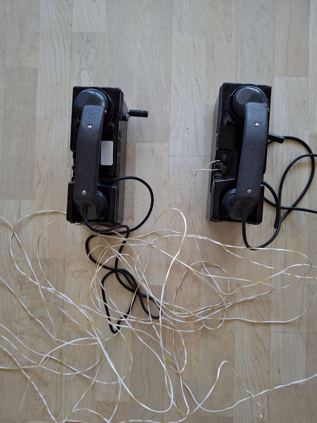 Jouets: 2 Armee Feldtelefon als Kindertelefon – D'occasion à Burgdorf par Migros999