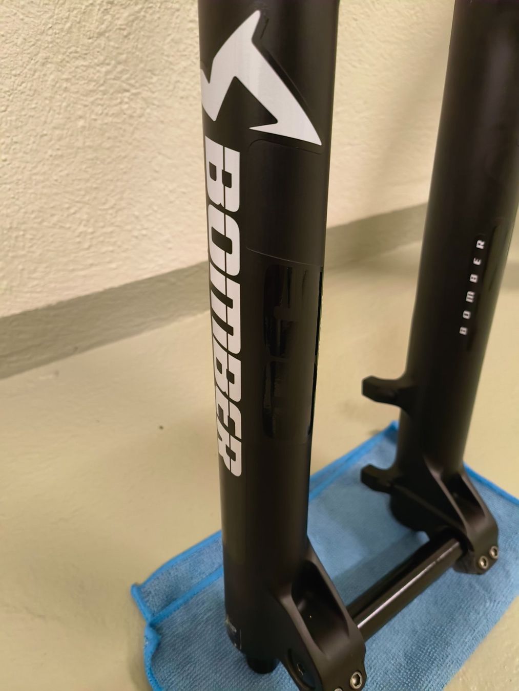 Marzocchi Pezzi di ricambio: Neue Marcocci Bomber 58 203mm 27.5 – Nuovo (secondo la descrizione) da Steinhausen venduto da surfero 1