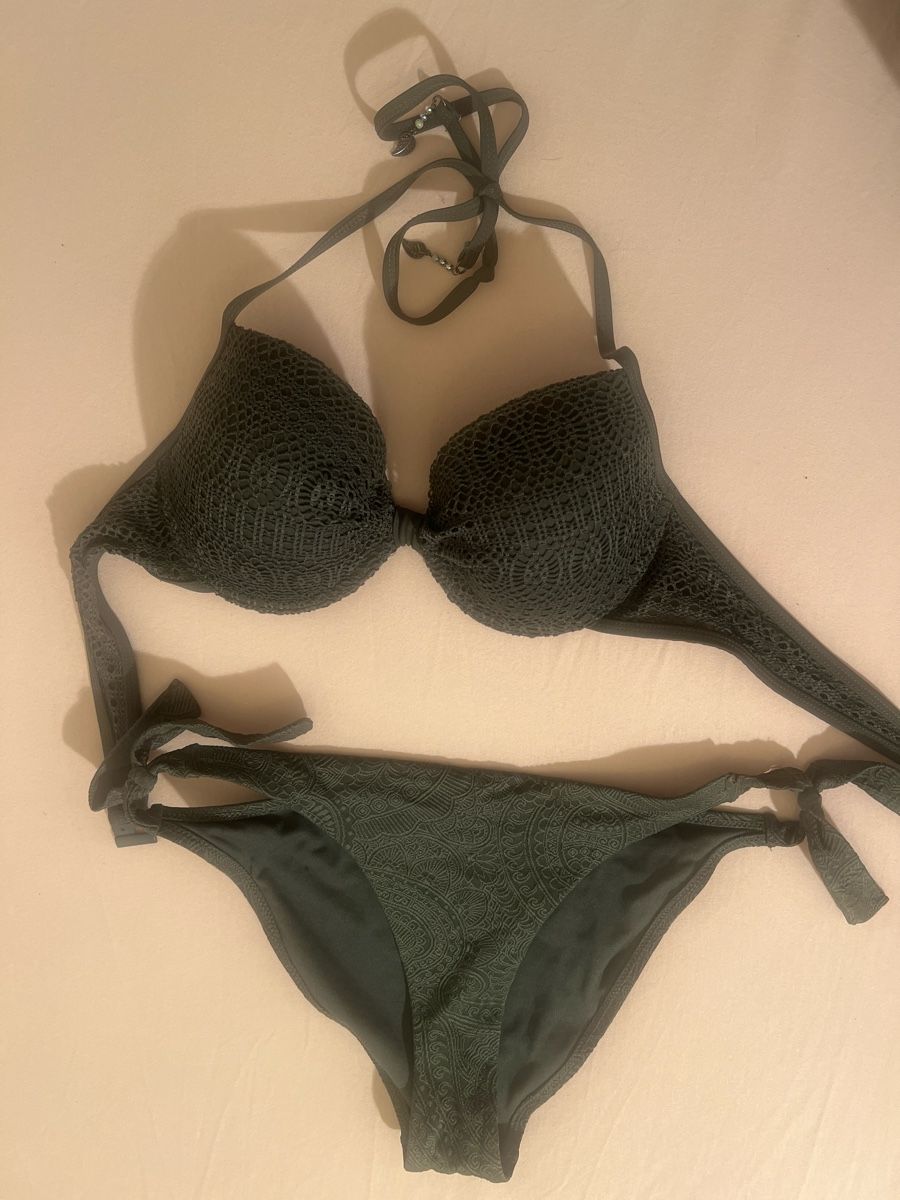 Sonstige Unterwäsche: Bikini Dunkelgrün mit Muster Grösse M – Neu (gemäss Beschreibung) aus Winterthur von tan_f66m