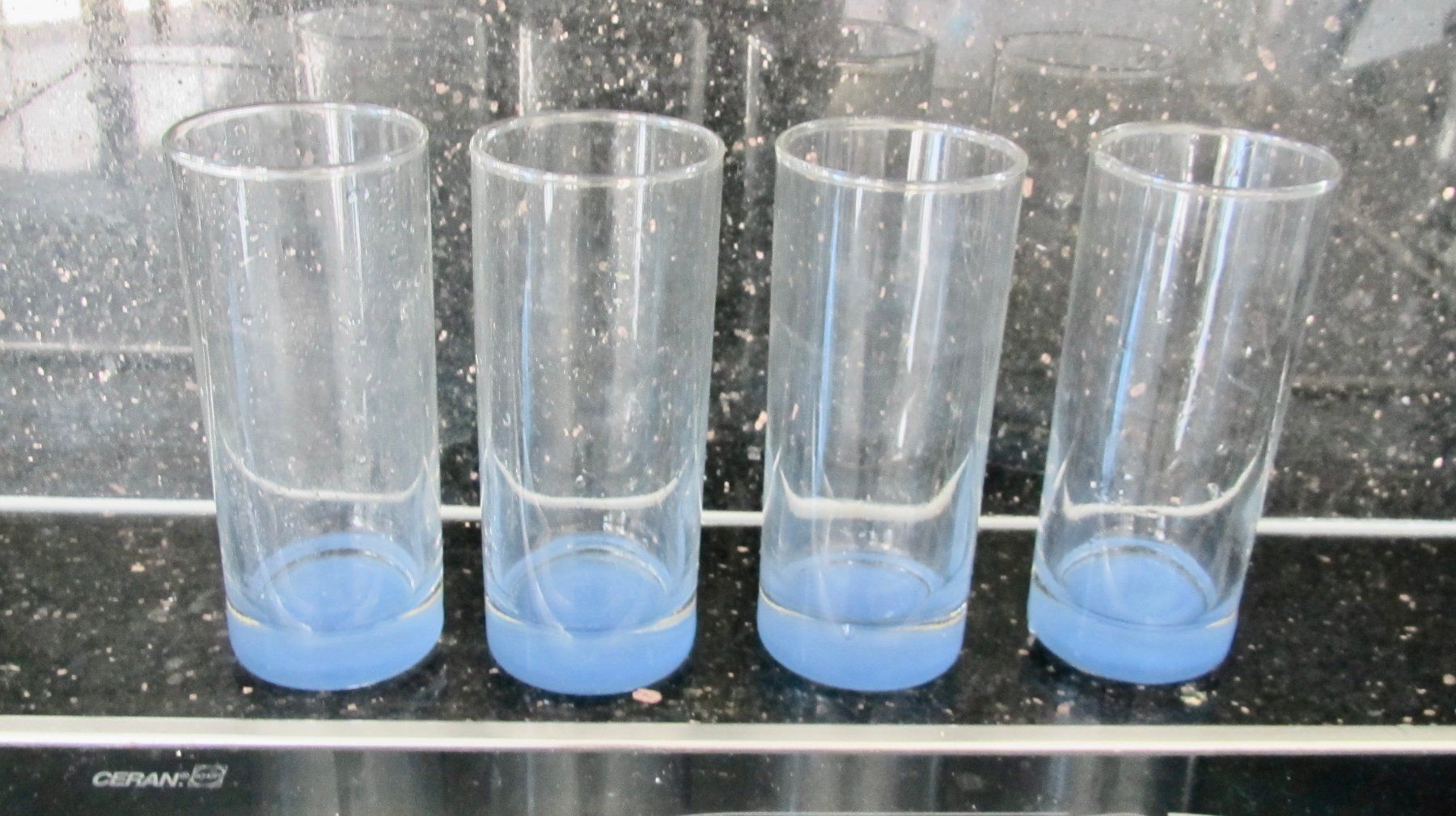 Bicchieri: 4 VERRES A EAU ET 4 VERRES A EAU DE VIE – Usato da Murten venduto da Selliot 1