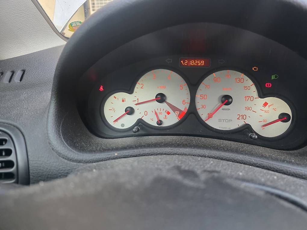 Automobili: Peugot 206 cc – Usato da Bodio TI venduto da bru_85ns 1