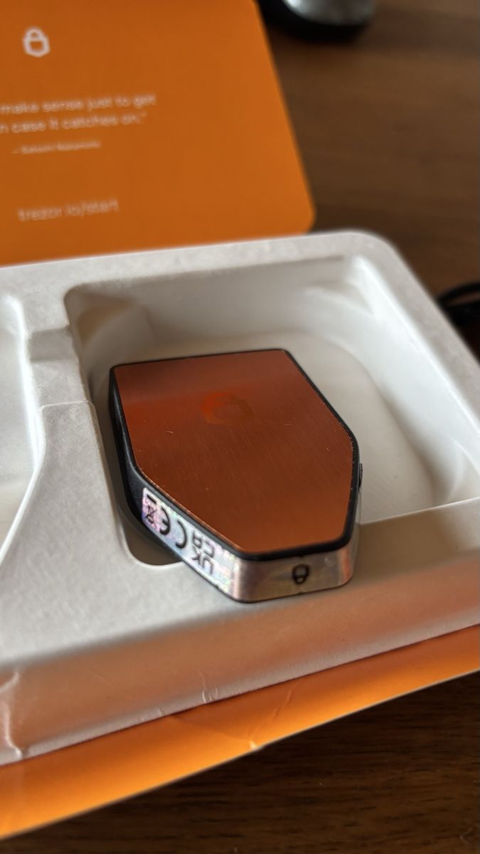 USB Sticks: Trezor Safe 5 Bitcoin-only – Neu und originalverpackt aus Bühler von Shila10 2