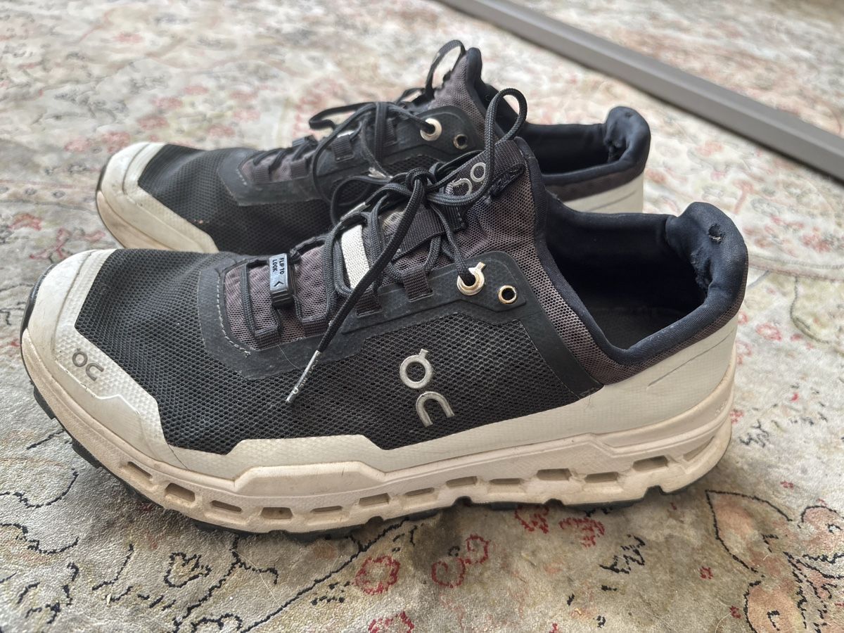 On Herrenschuhe: Chaussures de course On Running noires taille 43 – Gebraucht aus Gland von moh_6gtx 1