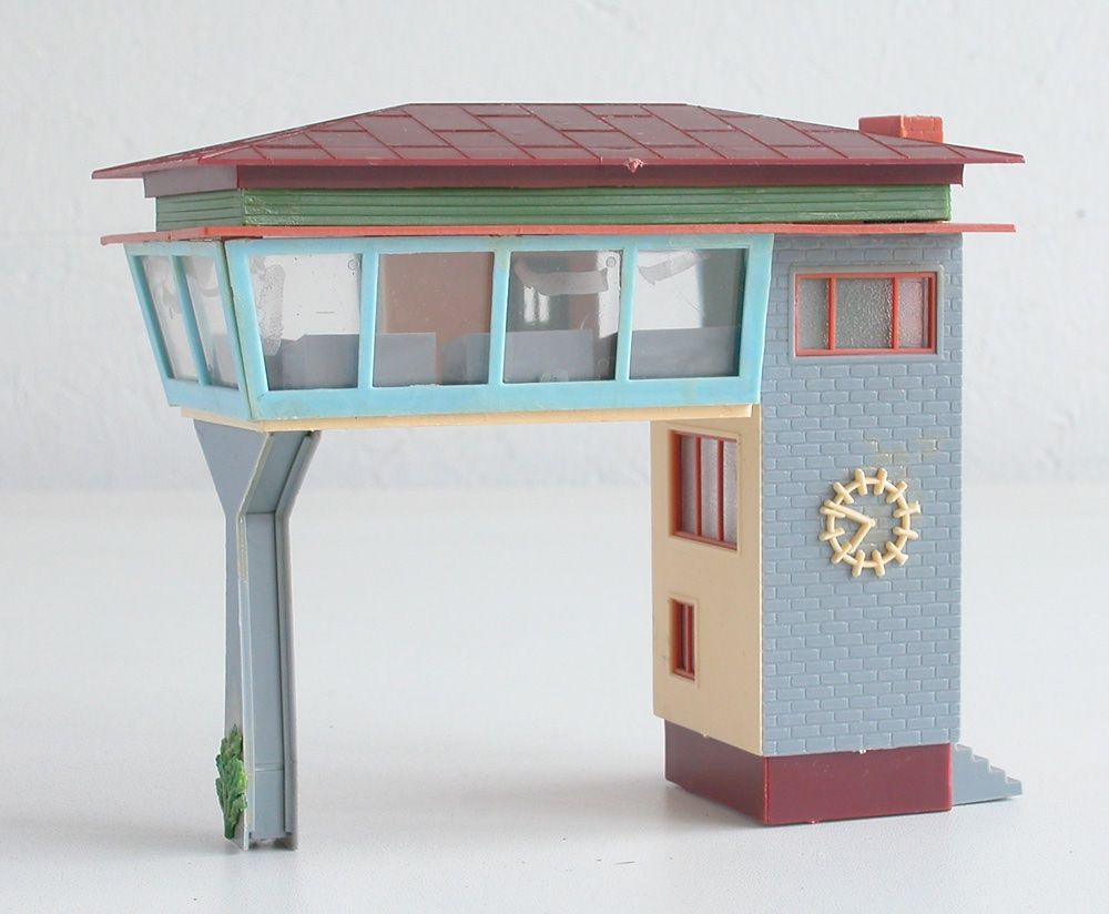 Modelleisenbahnen: Stellwerk zu Spur H0 – Gebraucht aus Oberwil BL von Klang