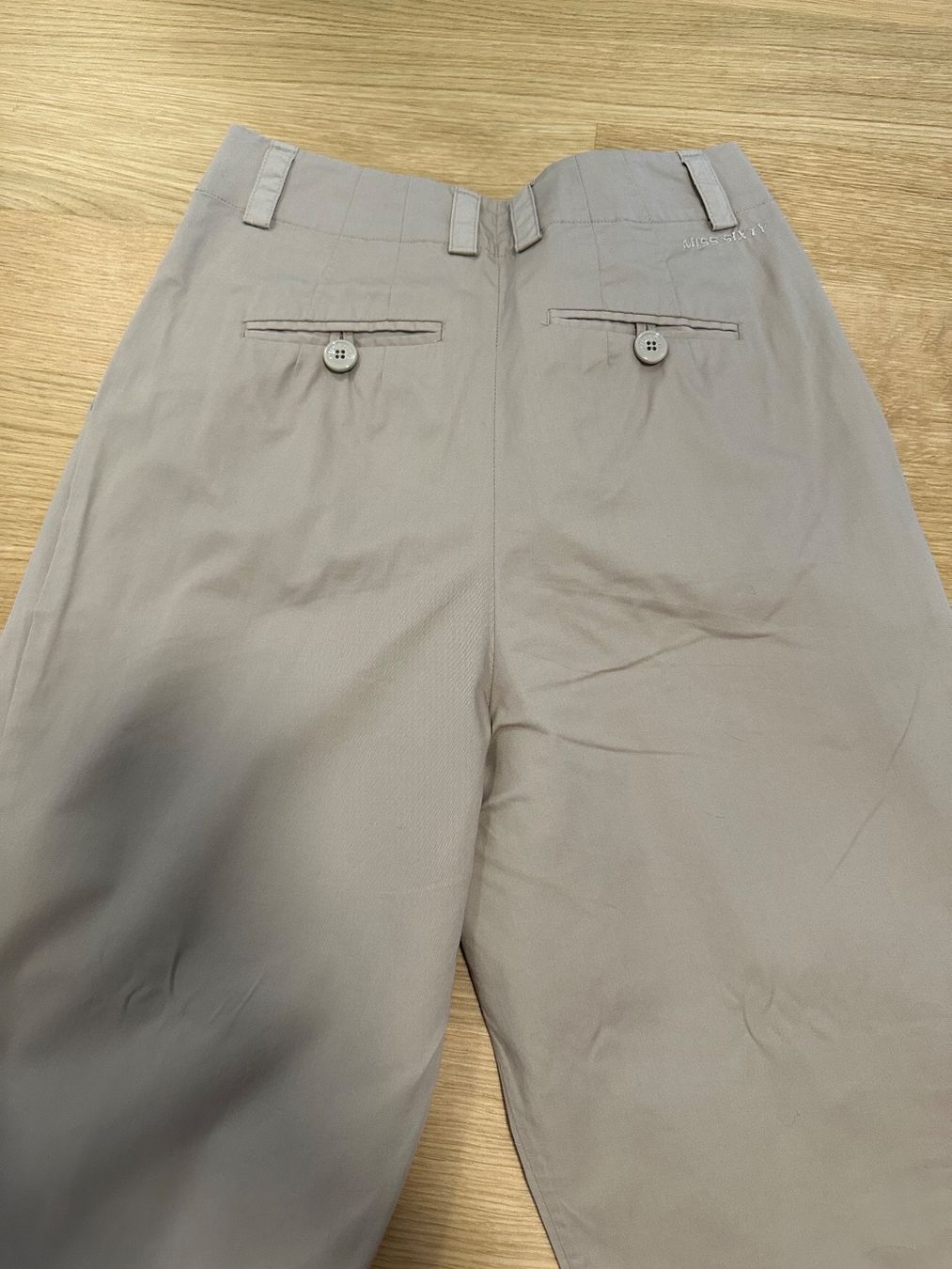Miss Sixty Pantaloni: Hose MISS SIXTY – Usato da Rickenbach b. Wil venduto da iah_pg6d 3