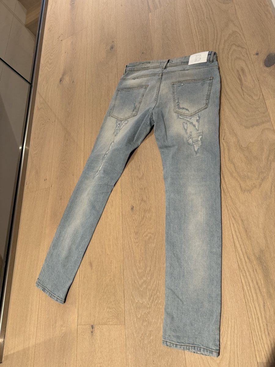Balmain Jeans: Balmain Jeans – Usato da oetwil an der limmat venduto da Nazeb 2