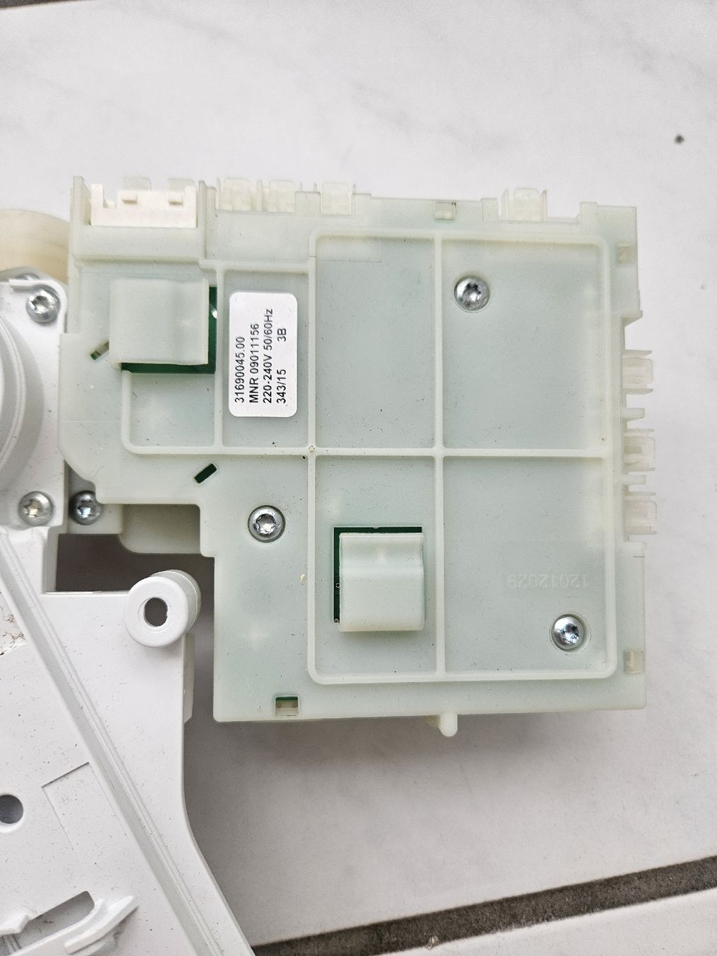 Miele Waschmaschinen: Gebrauchte Wasserweiche Waschmaschine – Defekt aus Schaffhausen von GreenApple212 3