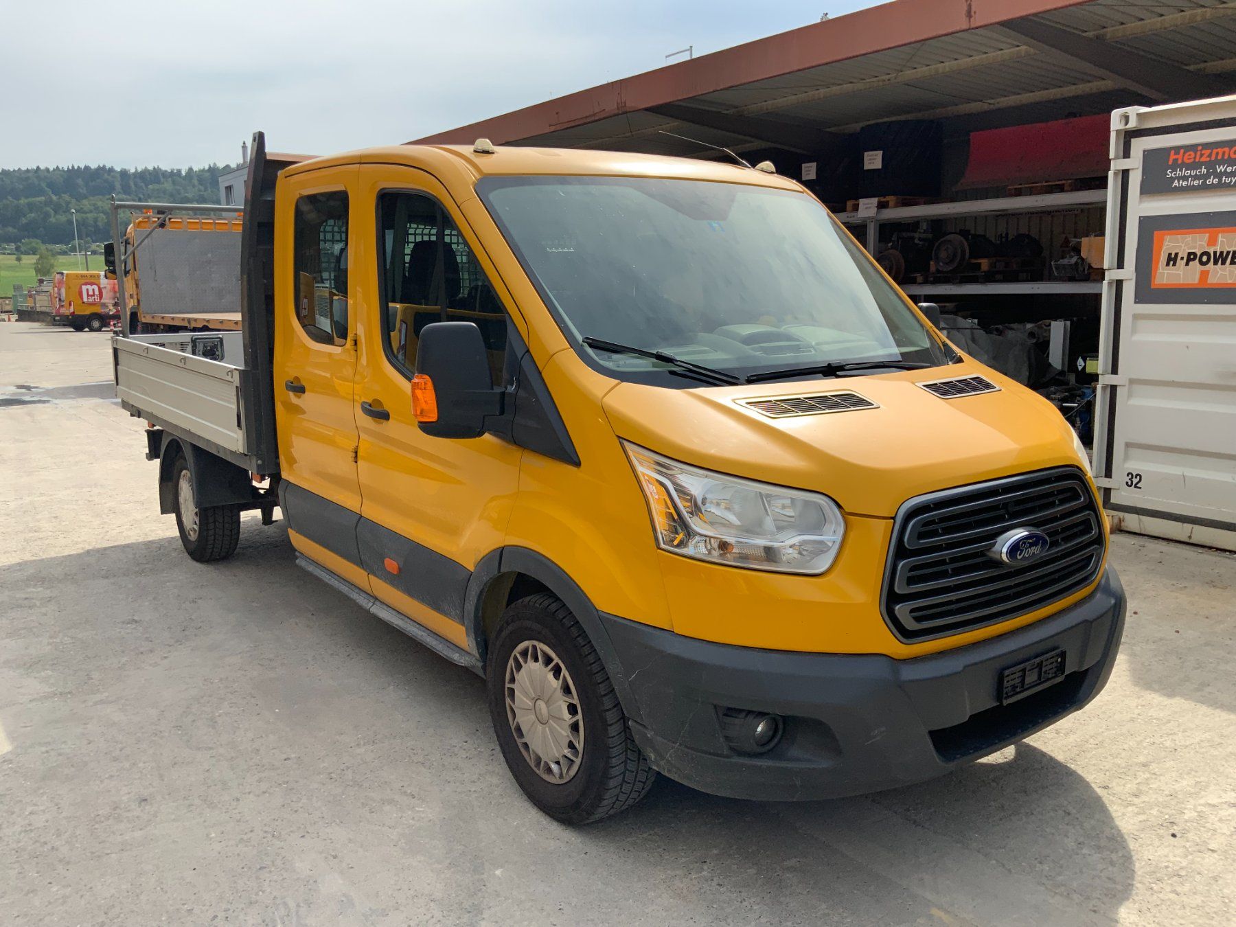 Ford Veicoli commerciali: Ford Transit Pritschenwagen mit Doppelkabine – Usato da Regensdorf venduto da MAGZH 1