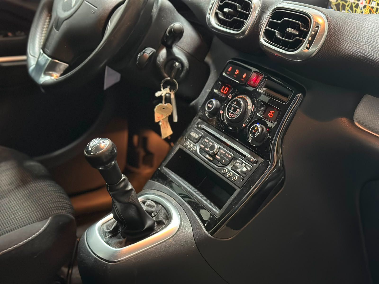 Citroën Automobili: CITROEN C3 Picasso 1.6 BlueHDi Sélection – Usato da Aclens venduto da sobacopeludo 4