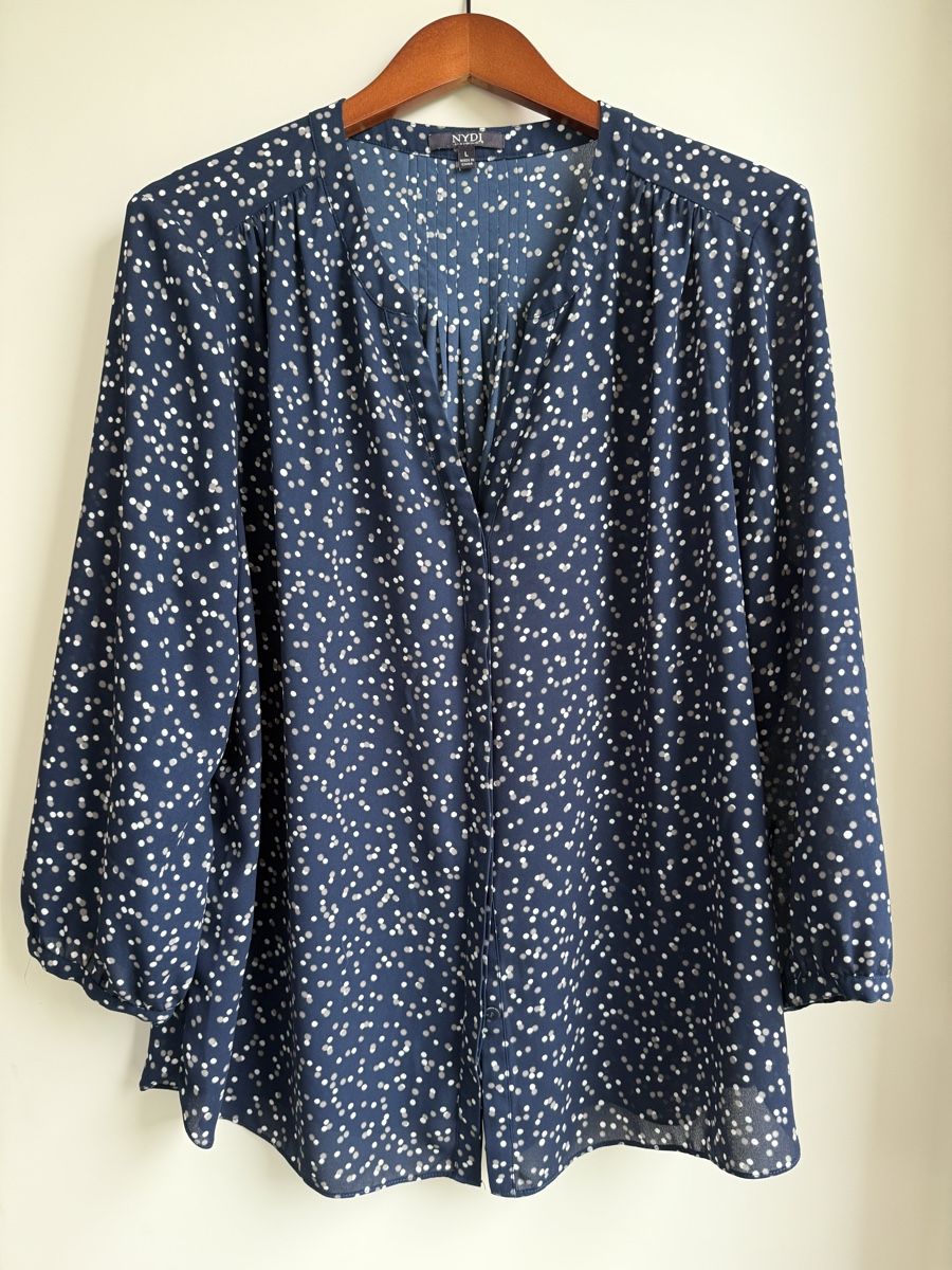 Blusen: NYDJ Bluse – Gebraucht aus Spreitenbach von BritToSwiss