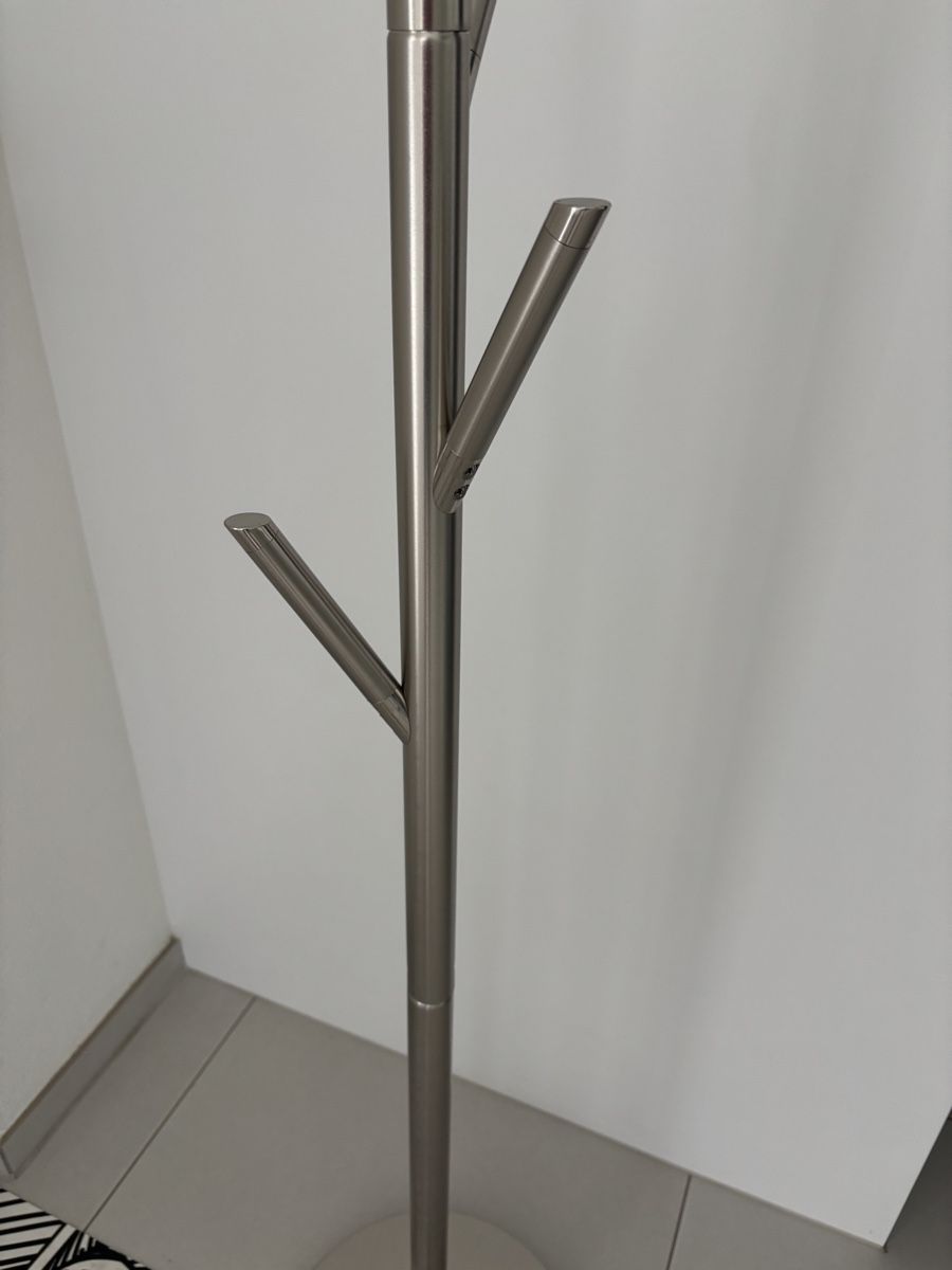 Garderobe: Kleiderständer 172cm H silber – Gebraucht aus Herzogenbuchsee von ameise02 3