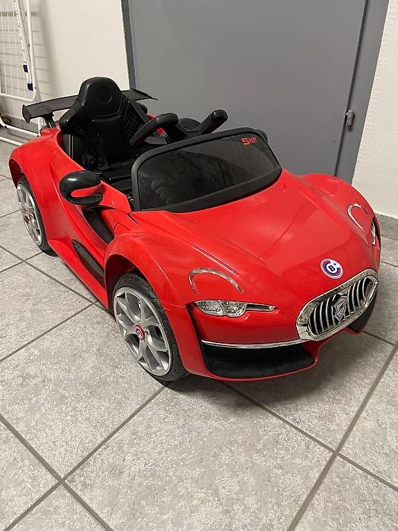 Veicoli per bambini: Bugatti kinder elektroauto – Usato da wiesendangen venduto da Luna120 1