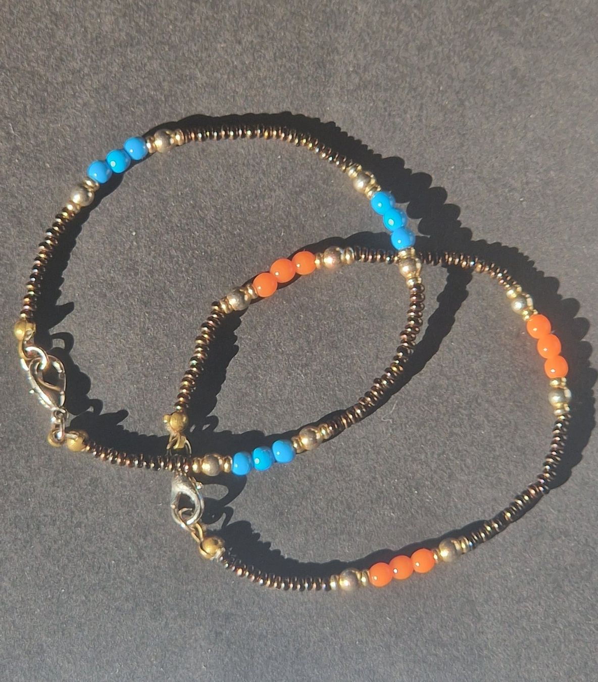 Armbänder & -reifen: Hübsche Armbänder – Gebraucht aus Nänikon von kriki