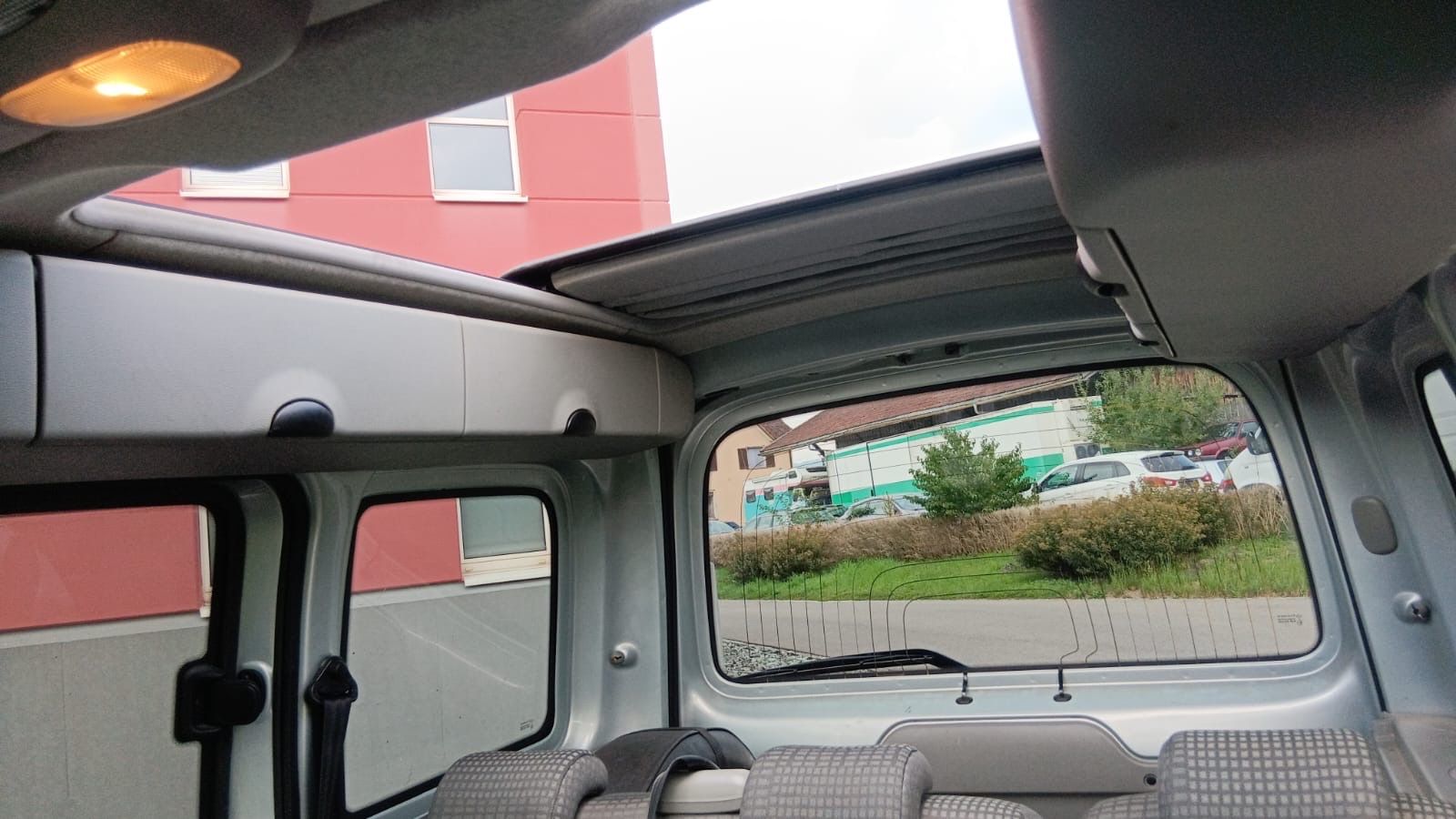 Renault Automobili: RENAULT Kangoo 1.6 16V 4x4 – Usato da Rebstein venduto da TonyRasta-Autohandel 7