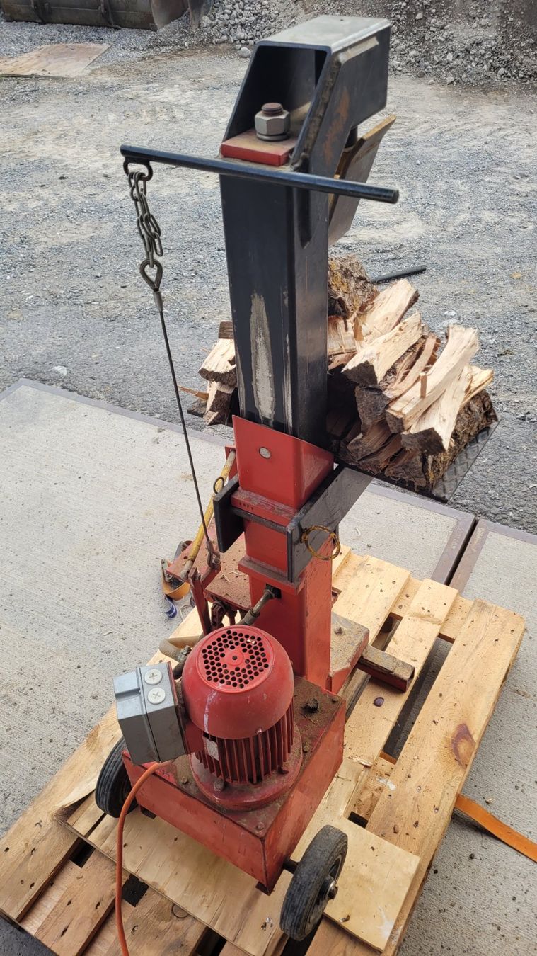 Toutes les machines: Holzspaltmaschine – D'occasion à Kerns par avr75 1