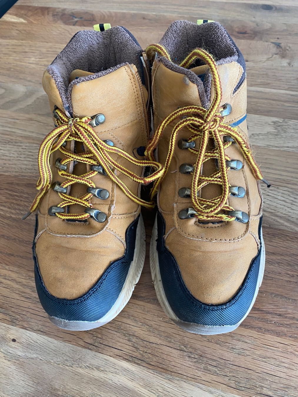 Landrover Scarpe per ragazzi: Outdoor Schuhe LANDROVER, Gr. 34 – Usato da Bassersdorf venduto da och_928l 1