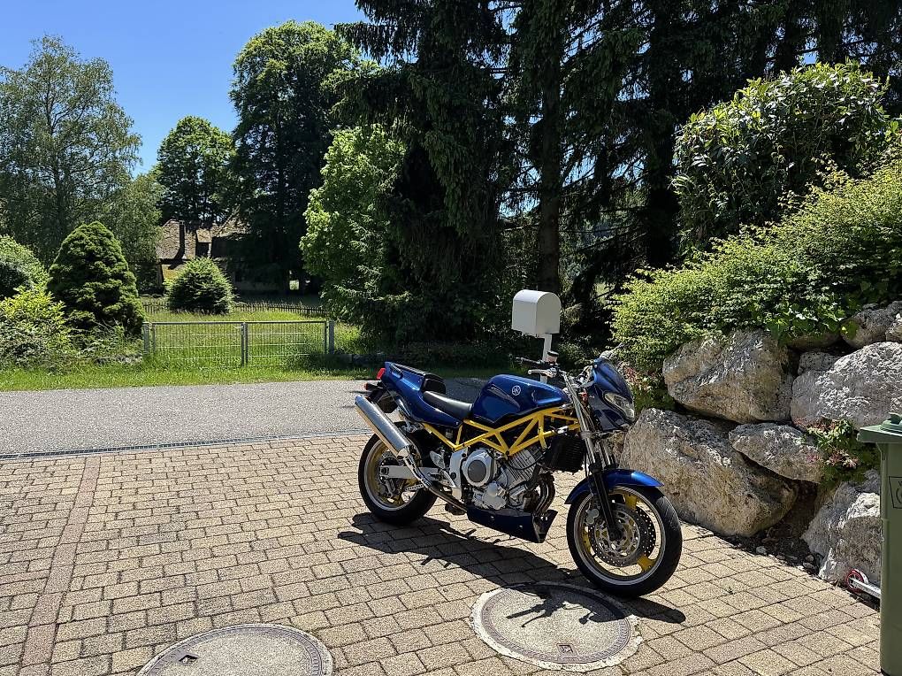 Strada: Yamaha TRX 850 frisch ab MFK – Usato da Langenbruck venduto da Outdoormann 2