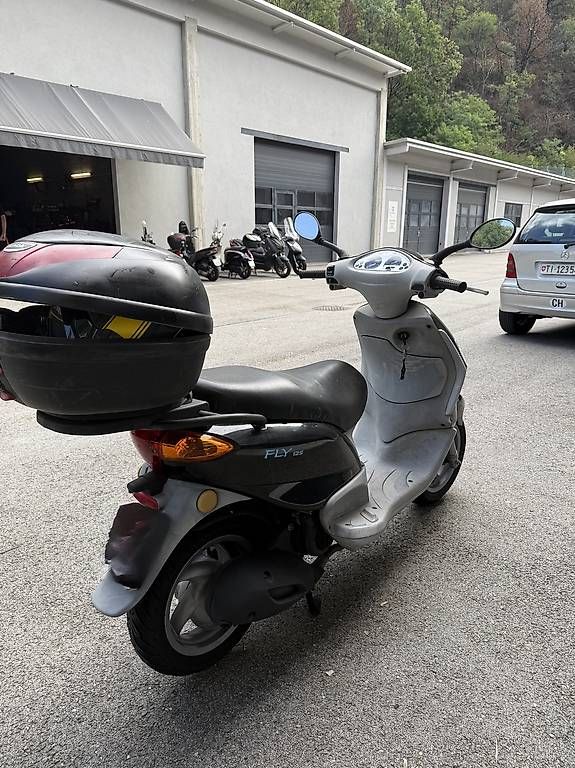 Scooter: Scooter Piaggio 125 Fly – Usato da Gordevio venduto da Ene777 2