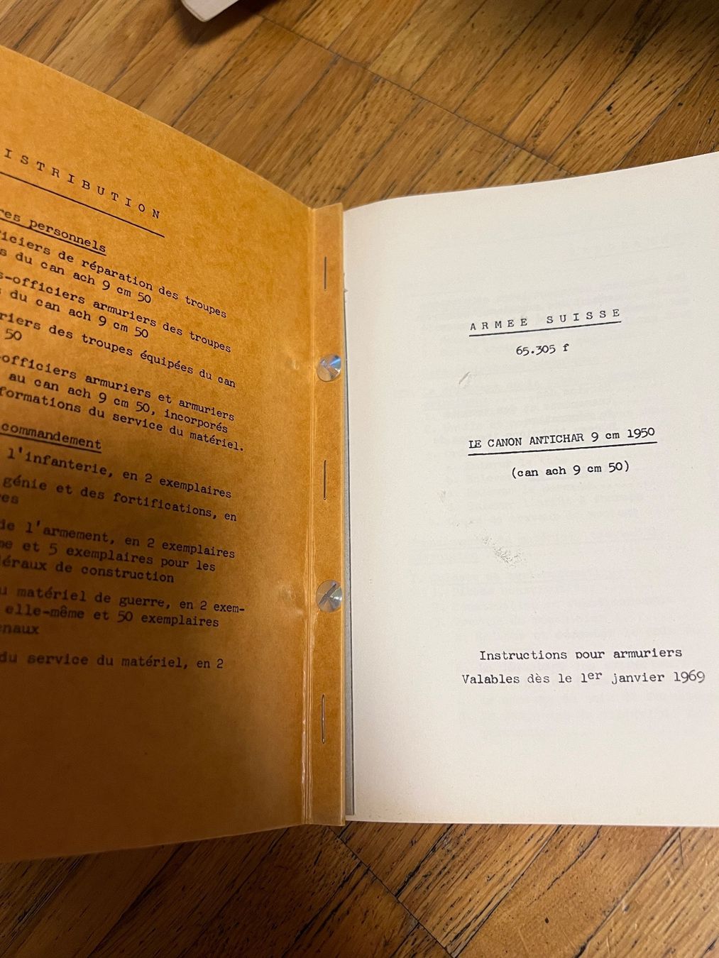 Libri: LE CANON ANTICHAR 9 cm 1950 – Usato da monte carasso venduto da Chanel82 2