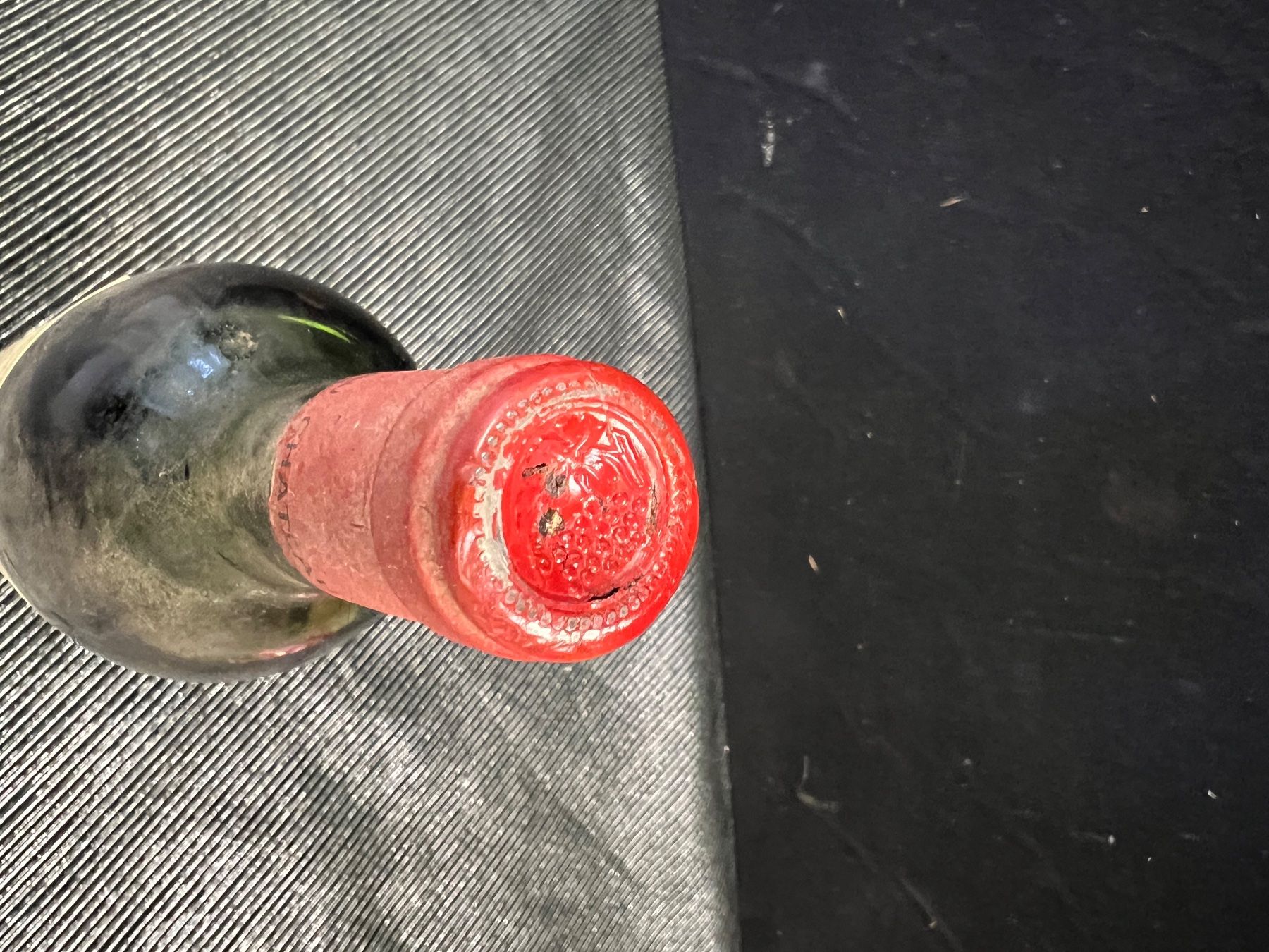 Vino: POMEROL 1982 vin rouge – Nuovo (secondo la descrizione) da Genève venduto da Leboucheoreilles 4