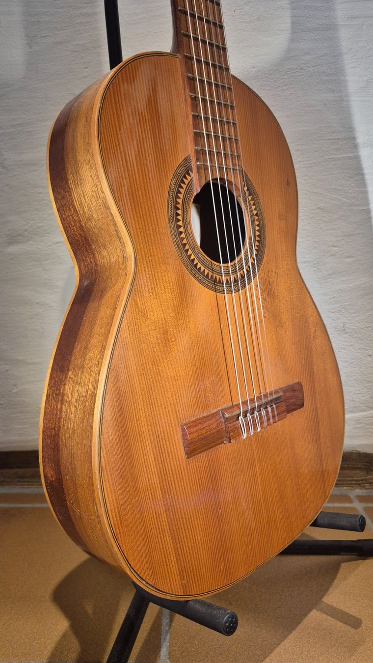 Strumenti musicali: Akustik Gitarre Mariano Biu 1950er – Usato da Winterthur venduto da NorrSydGuitars 8
