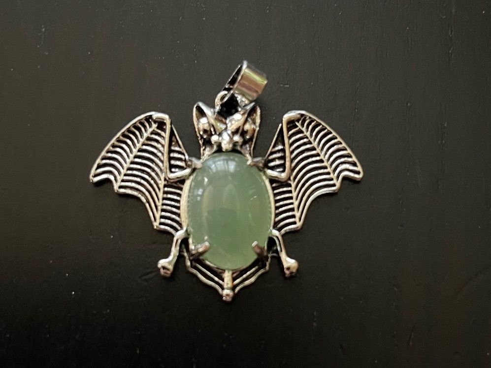 14K Gelbgold Fledermaus 3D Anhänger - Österreich