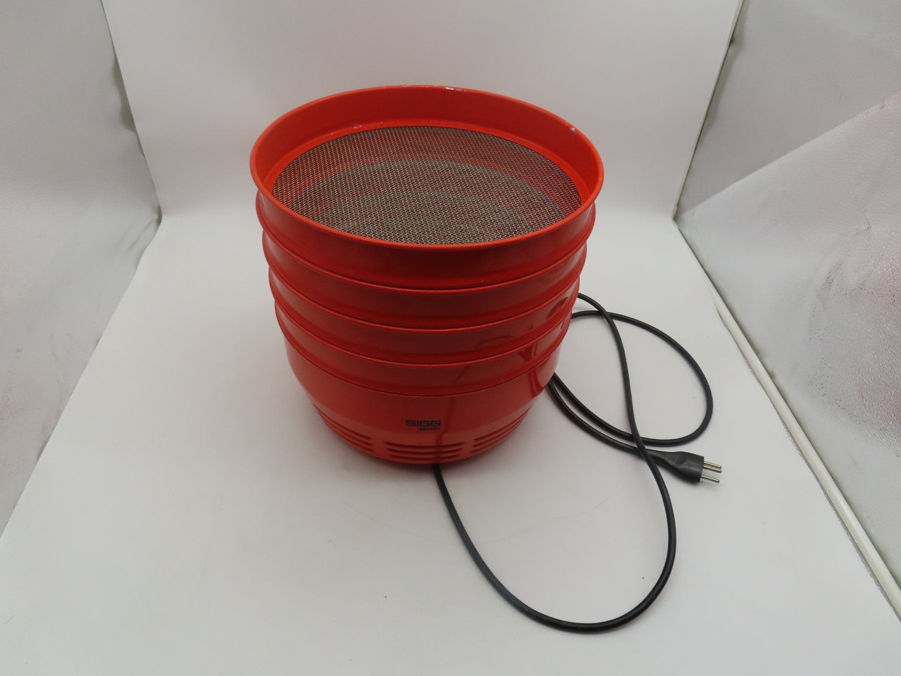 Sigg Elettrodomestici da cucina: Sigg Dörrex Modell 1780 mit vier Gittern – Usato da Reinach BL venduto da WBZ-Flohmarkt