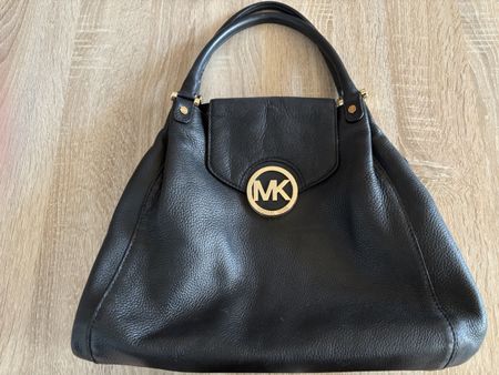 Michael Kors Handtasche schwarz gebraucht