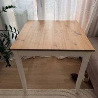Kleiner Tisch 