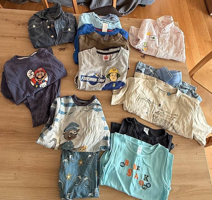 Kleiderpakete & -sets: Kleiderpaket Junge Grösse 110 – Gebraucht aus Stettfurt von Annili87