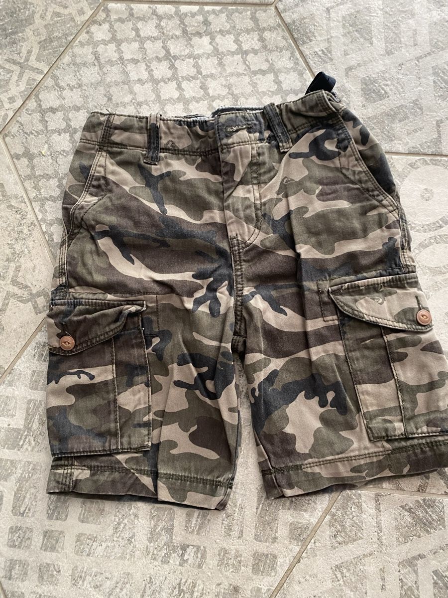 Quiksilver Hosen: Shorts Quiksilver Camouflage t8 – Gebraucht aus Rüti ZH von zoli01