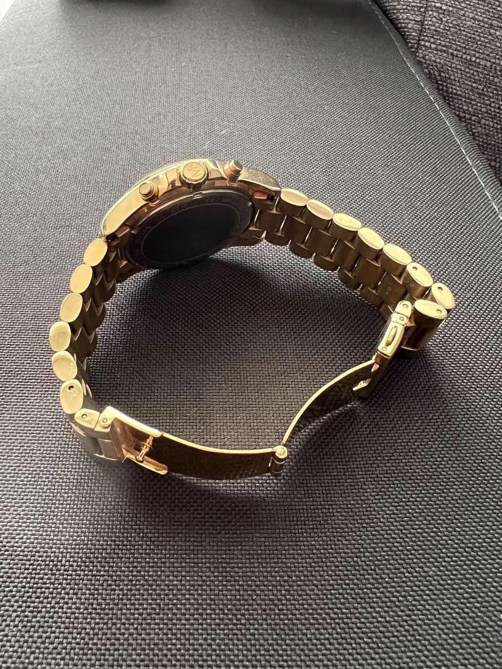 Michael Kors Uhren: Michael Kors Herrenuhr Gold – Gebraucht aus Lufingen von  3