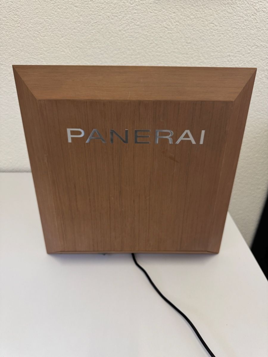 Alle Dekorationen: Panerai Uhrendisplay – Gebraucht aus Arlesheim von Do-Ze 2