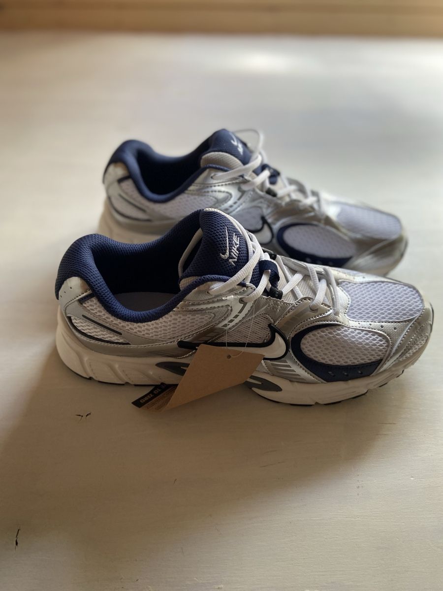 Scarpe da uomo: Nike Sportschuhe Grösse 45 – Nuovo (secondo la descrizione) da Grenchen venduto da Motorini 4