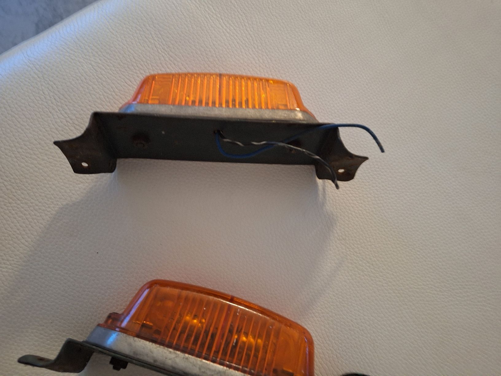 Accessori per altri veicoli: Blinker orange für Oldtimer 2 Stk. gebraucht – Usato da Ettingen venduto da Platzhirsch63 4