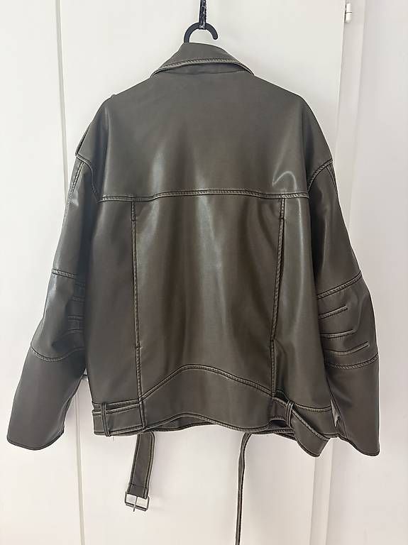Giacche: Lederjacke oliv Gr. XL – Usato da Wittenbach venduto da Lenitalasirena 2