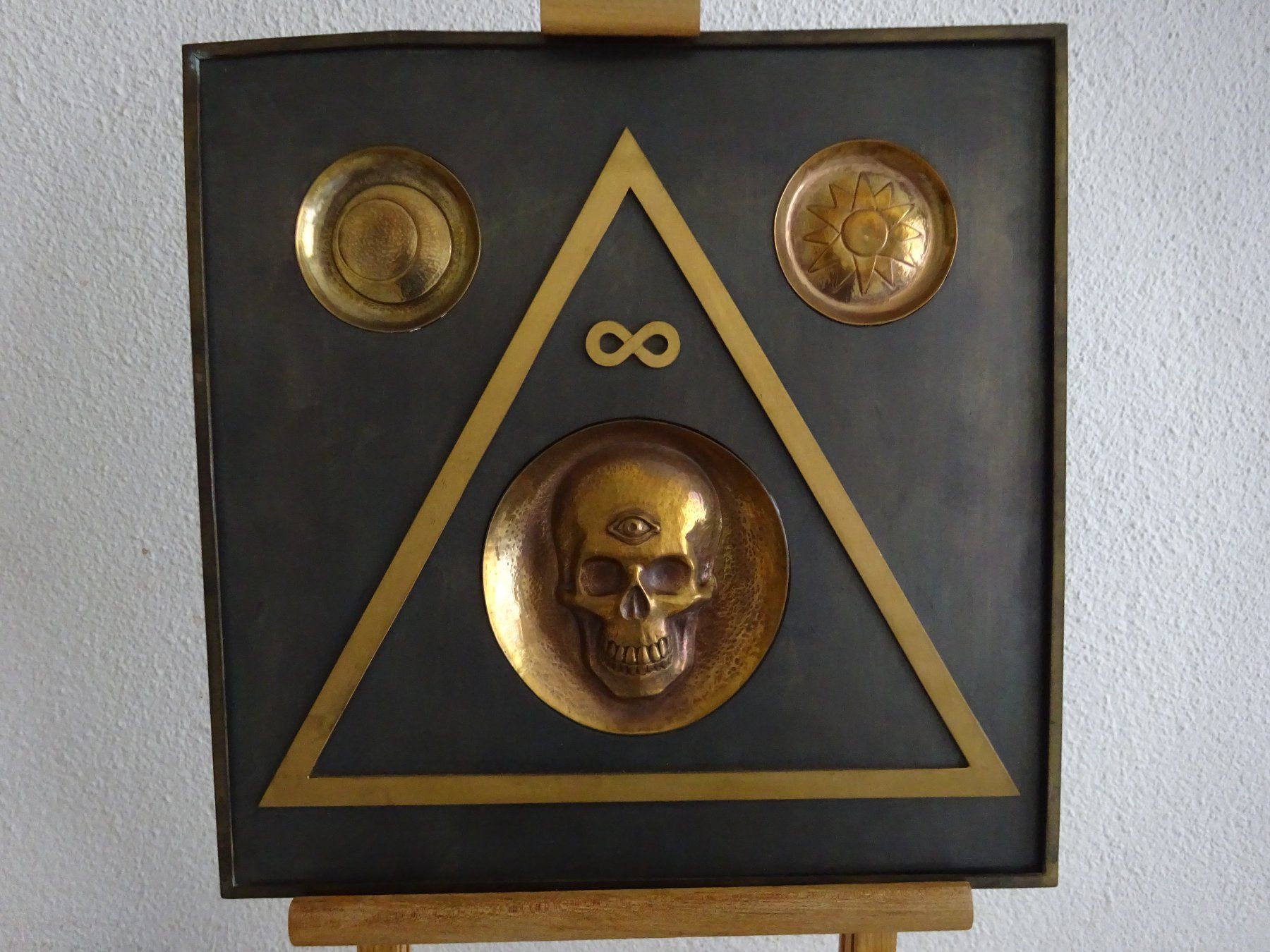 Skulpturen & Statuen: Skulptur Totenkopf Relief / B. Carl – Gebraucht aus Esslingen von eintagammeer 4