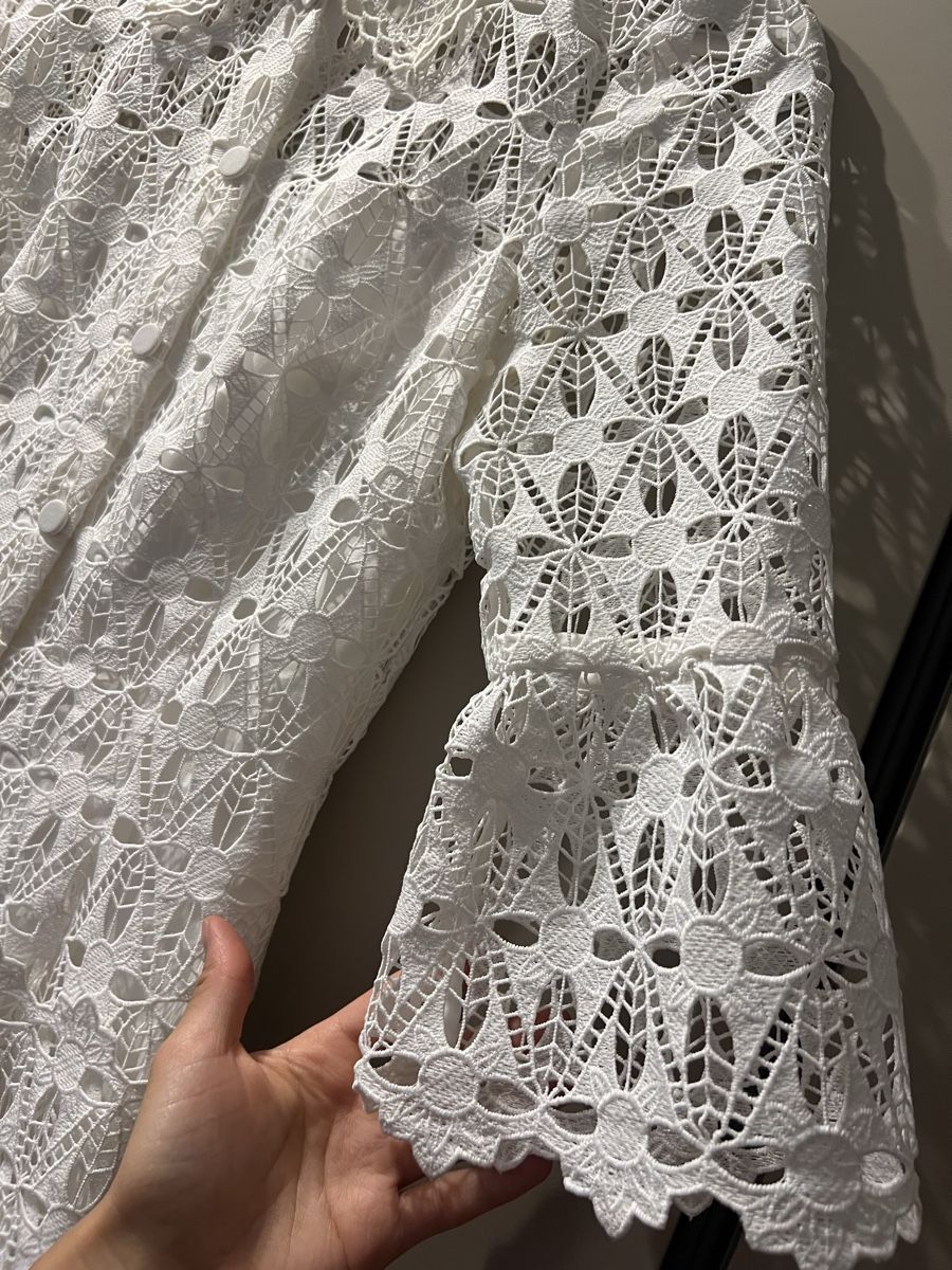 Sandro Vestiti: Kleid Sandro Spitzenkleid Weiss – Usato da Zürich venduto da R1908 3