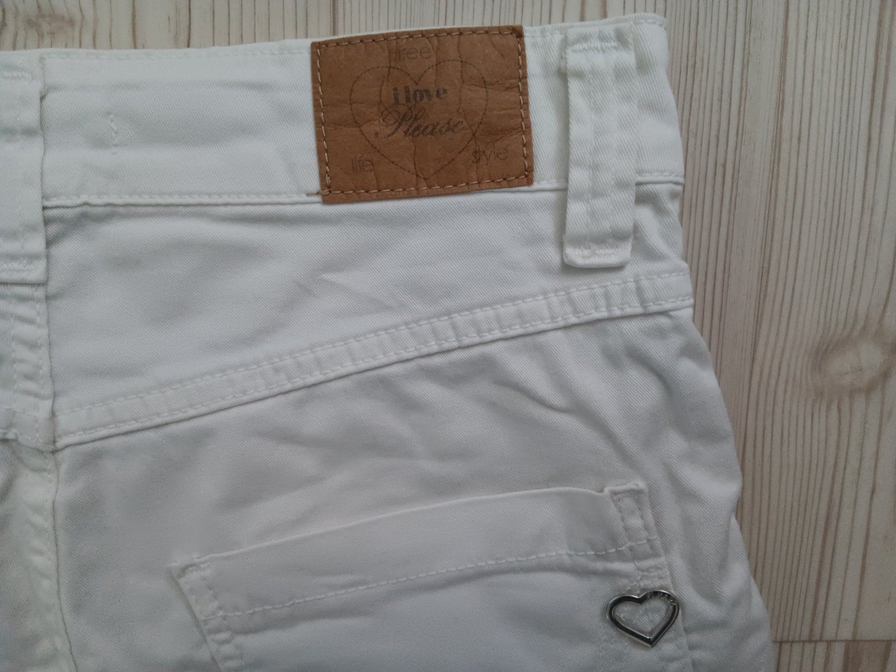 Please Jeans Jeans: PLEASE Short P88 taille / Grosse XXS – Usato da Cossonay-ville venduto da Super-Price-Quality 4