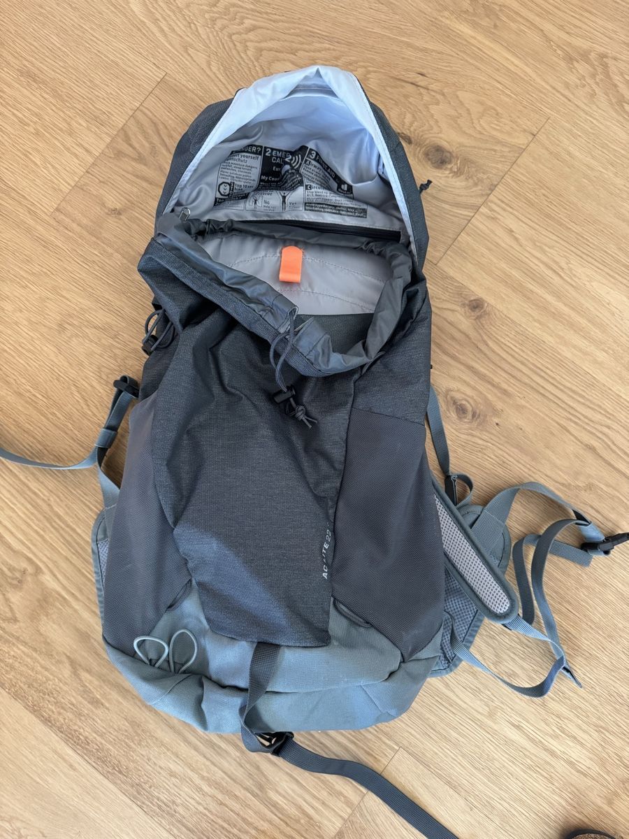 Deuter Zaini: Rucksack Deuter AC Lite 22 SL wmn – Usato da Basel venduto da snowkati 3