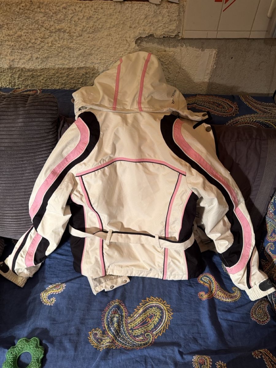 Giacche: Giacca da sci West Scout, bianca e rosa, taglia S – Usato da Cama venduto da ste_vh69 3