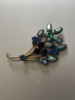 Vintage Brosche, Blumendesign mit blauen Strasssteinen ✨