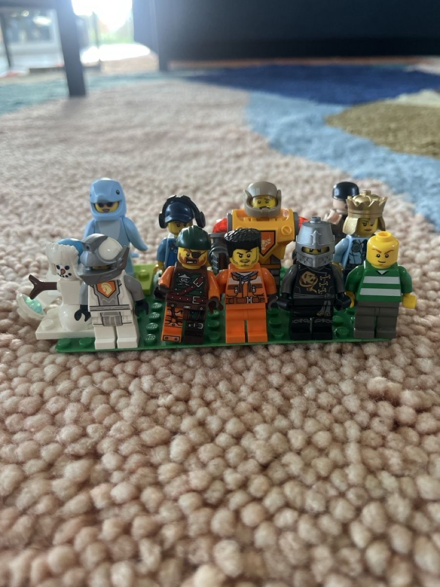 Lego Giocattoli: Lego Set Steine Figuren Männchen – Usato da Bellach venduto da jba03 3