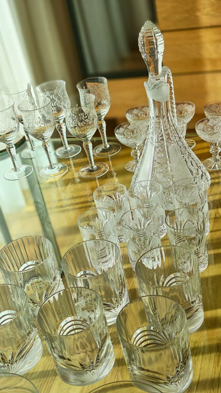 Bicchieri: Weingäser, Whiskey Gläser, Antike Wein Karaffe (Kristall) – Usato da Berikon venduto da Kudi56 4