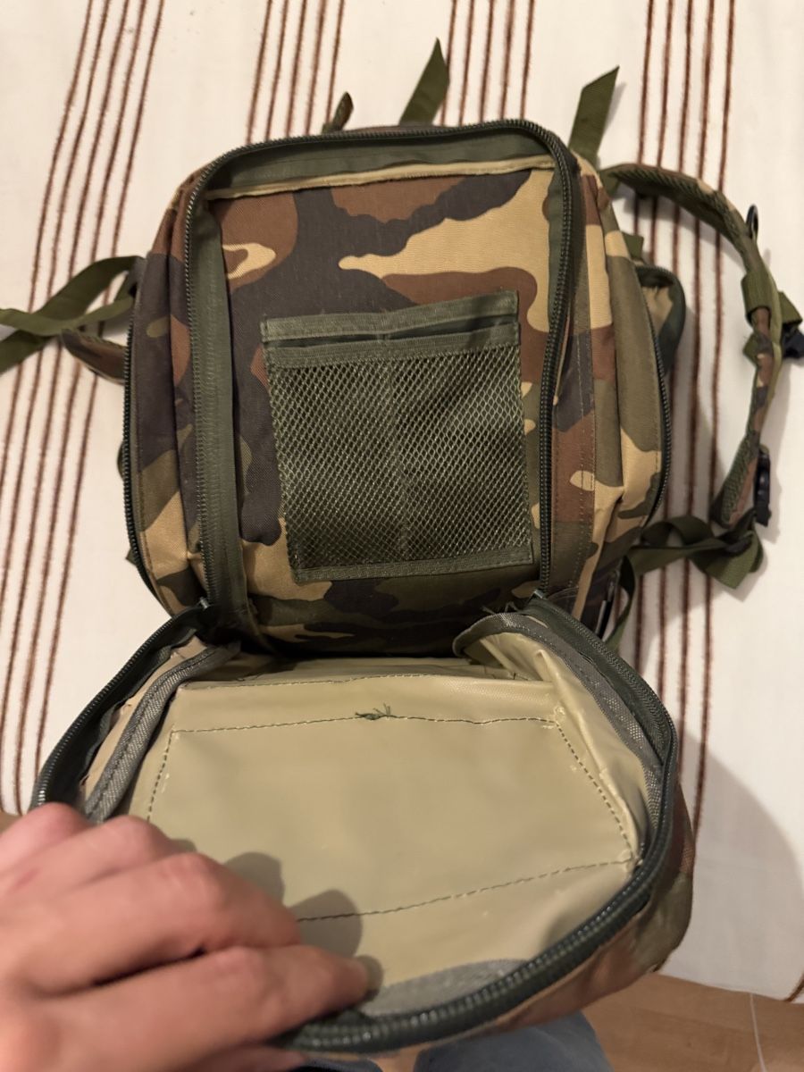 Zaini: Sac a dos militaire – Usato da La chaux de fonds venduto da ri__5z6r 3