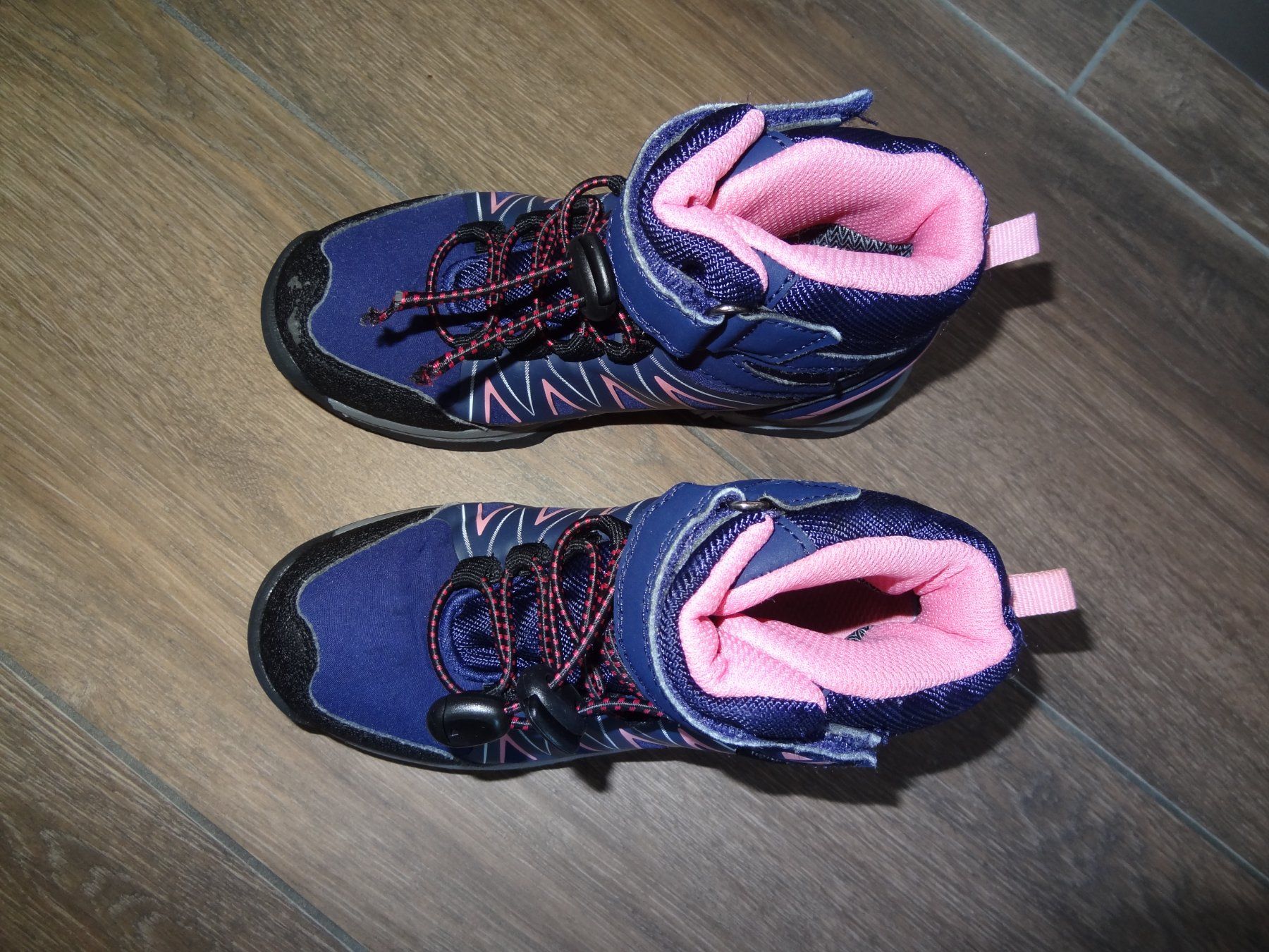 Chaussures filles: Chaussure de marche fille taille 30 – D'occasion à Satigny par salvatore73 1