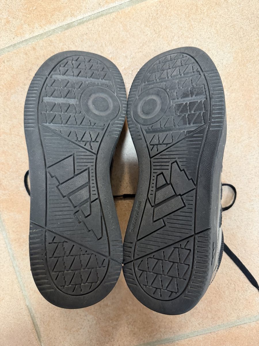 Adidas Scarpe da donna: Adidas Sneaker Lack - neuwertig – Nuovo (secondo la descrizione) da Aeugst am Albis venduto da Bussel 4